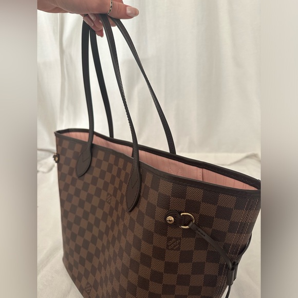 Louis Vuitton Neverfull MM Damier Ebene in Rose Ballerine - Picture 8 of 16